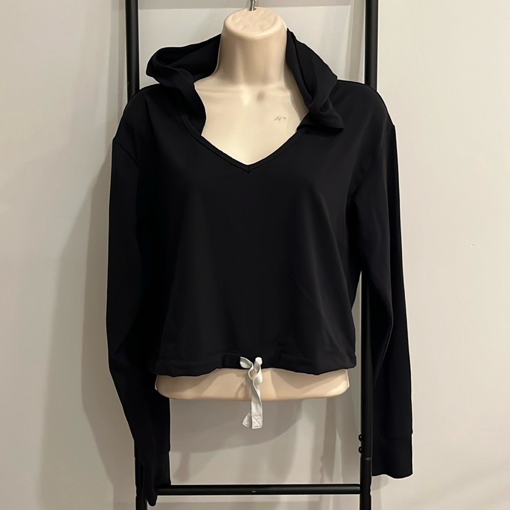 Gymshark Black Hoodie Long Sleeve Crop Hoodie V-neck Women Size S